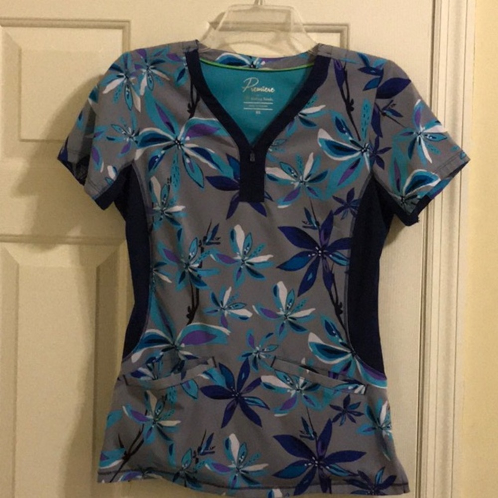 Scrub Top